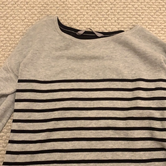Worn once Athleta sweater very soft size extra large - Picture 3 of 3